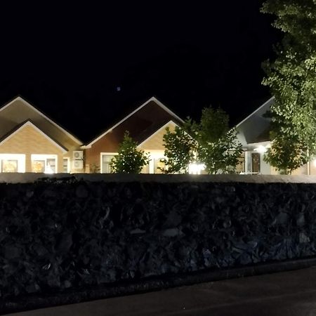 Tulpan Hotel Şǝki Eksteriør bilde