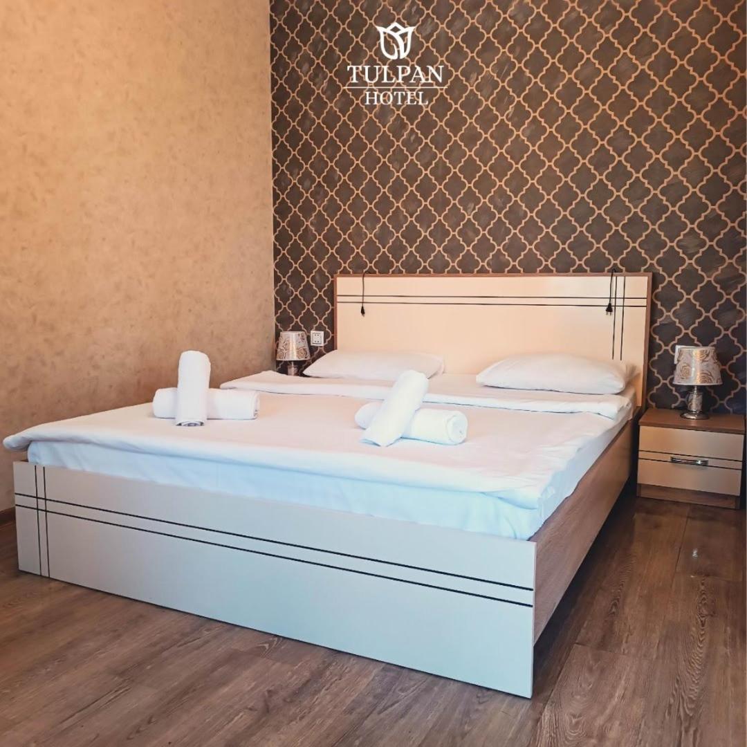 Tulpan Hotel Şǝki Eksteriør bilde