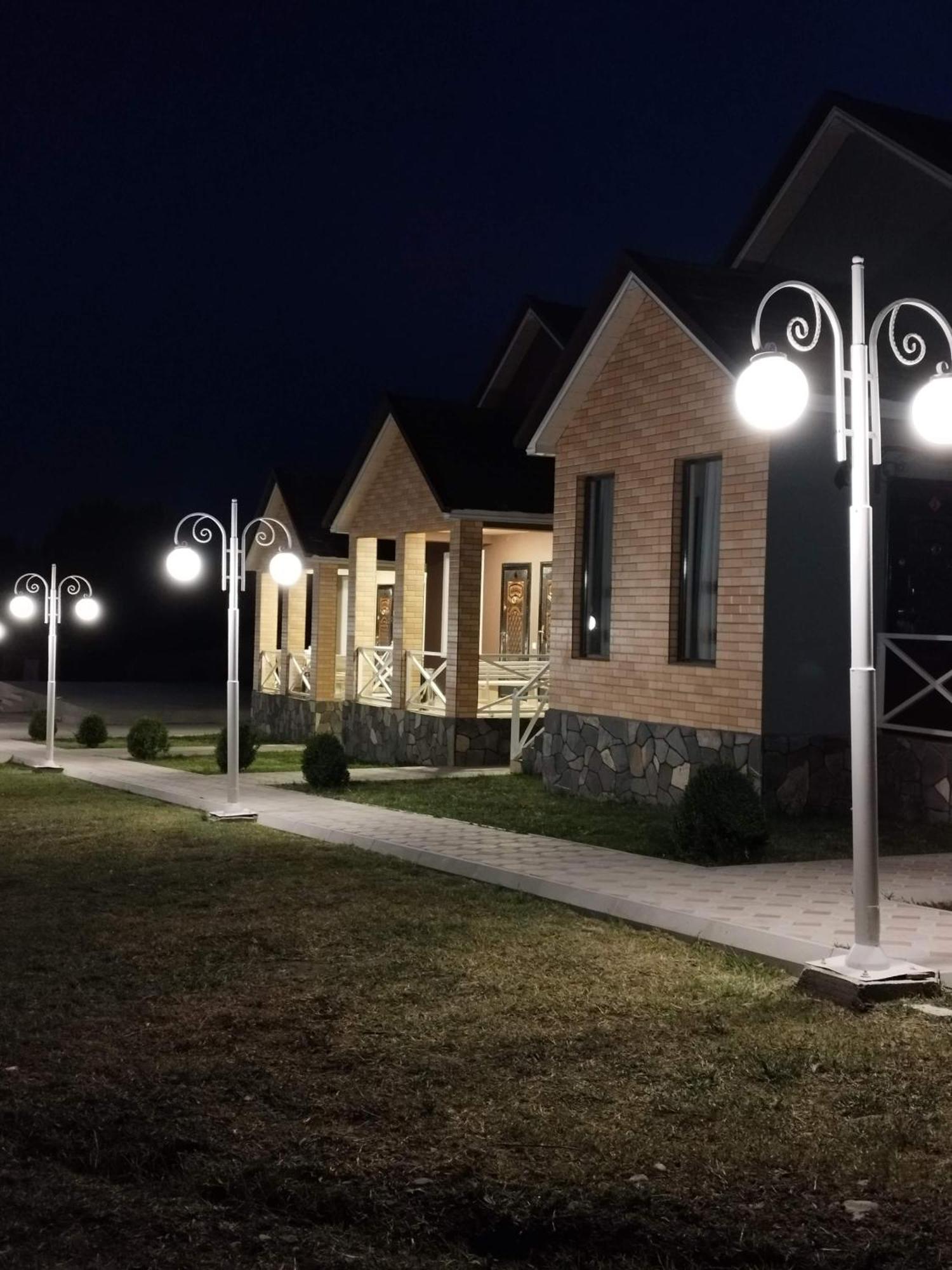 Tulpan Hotel Şǝki Eksteriør bilde